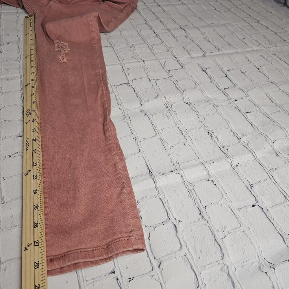 YMI WannaBettaButt? Light Pink Size 11 Distressed Skinny Jeans‎ Stretch Juniors